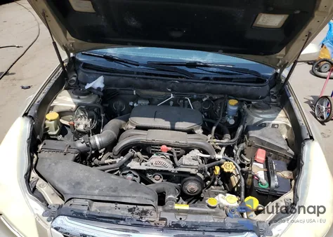 2010 Subaru Outback 2.5I Limited z USA, uszkodzony, nr VIN 4S4BRCKC8A3354545